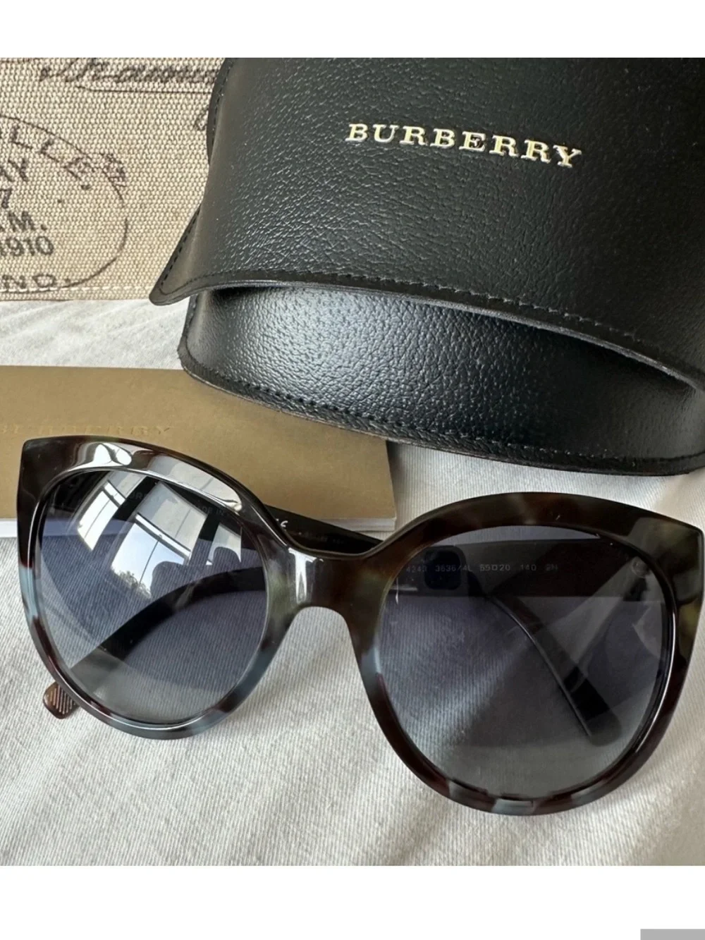 Burberry Cat Eye Sunglasses | Made in Italy | Black Tortoiseshell Blue Grad